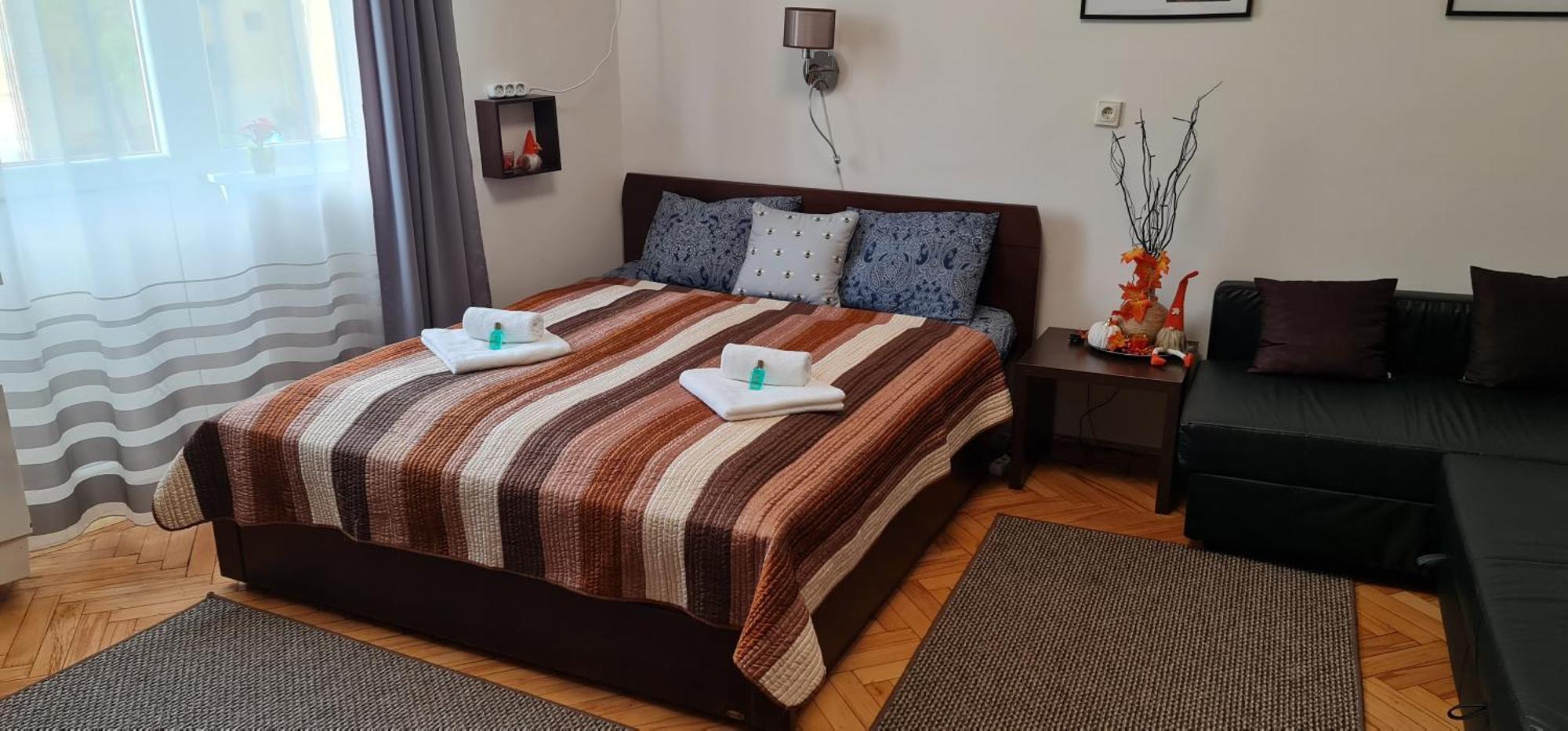 Bumblebee Apartment With Ac Budapest Exterior photo